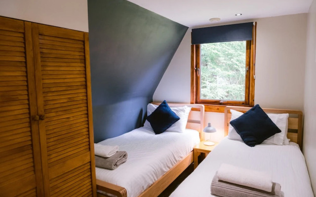 Bright Star Lodge