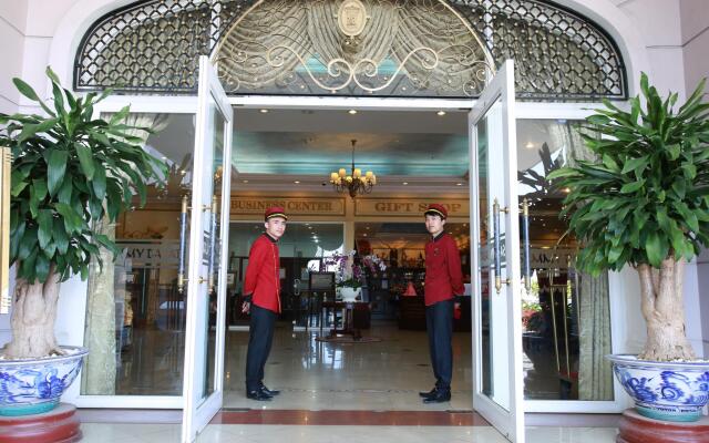 Sammy Dalat Hotel Далат вид на фасад