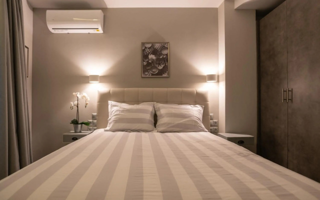 A17 Modern & Cosy 2R flat up to 4ppl near Parthenon