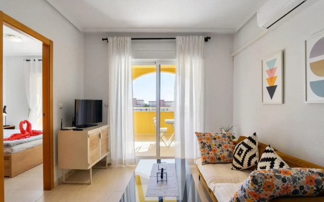 Nice modern 2 bed apartment in Torrievieja