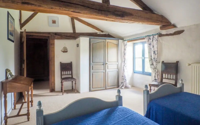 Holiday Home in Saint-laurent-de-la-salle With Pool