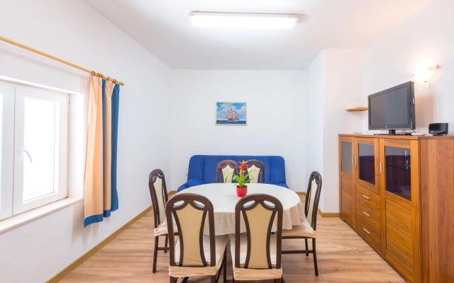 Apartments Lucija