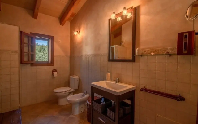 Country House Near Algaida Beach