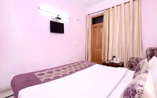OYO 6463 Hotel Dove