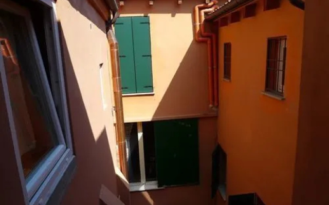 Aurelio's Apartments