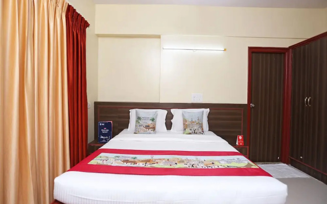 OYO 9904 Vyshakh Hotel