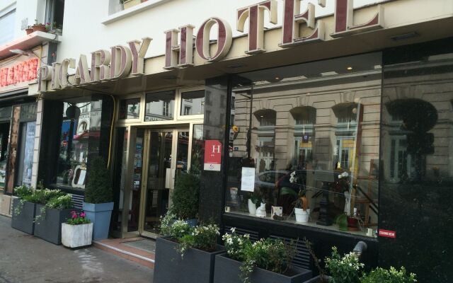 Отель Hôtel Picardy Франция, Париж - отзывы, цены и фото номеров - забронировать отель Hôtel Picardy онлайн вид на фасад