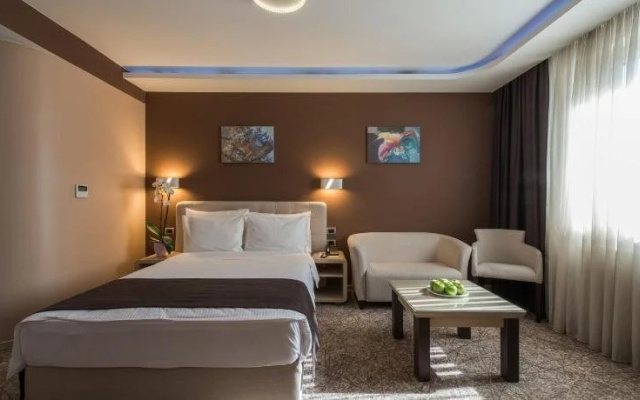 Garni Hotel Aveny