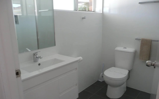 Rosebourne Gardens Motel