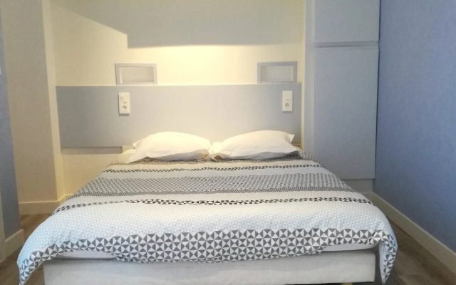 Apartment With one Bedroom in Saint-jean-de-luz, With Furnished Terrac