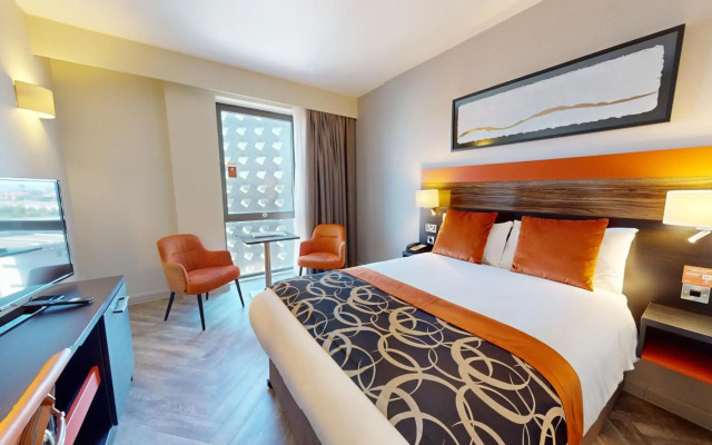 Clayton Hotel Cardiff