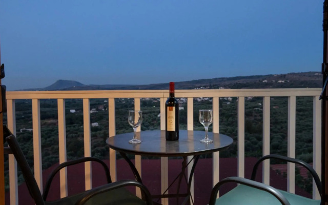 Eftrapelia Provarma Villa