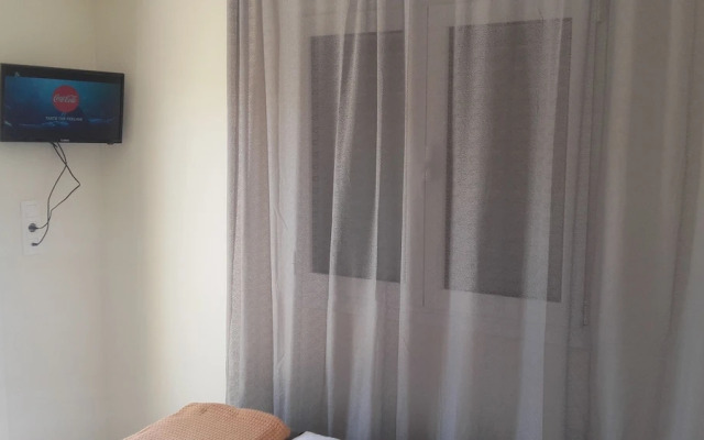 Iros Sea View Apartments