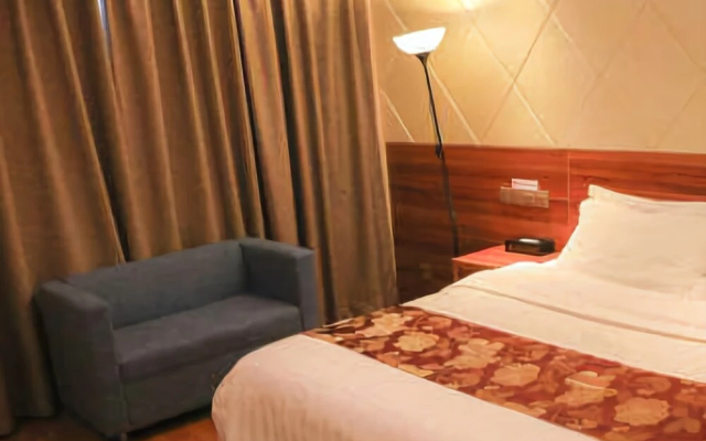 Homeinn（Shanghai Baoshan Hualing Road Gulang Road Subway Station Store）