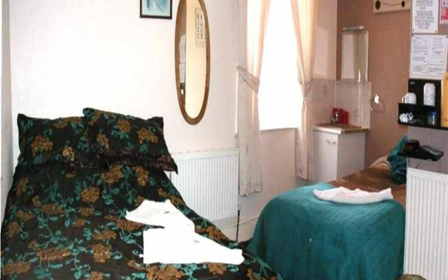 Willow Grove Hotel