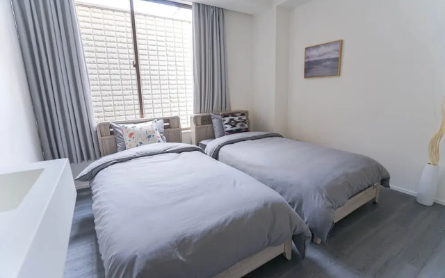 ZAITO Tokyo Yokokawa Economy Inn