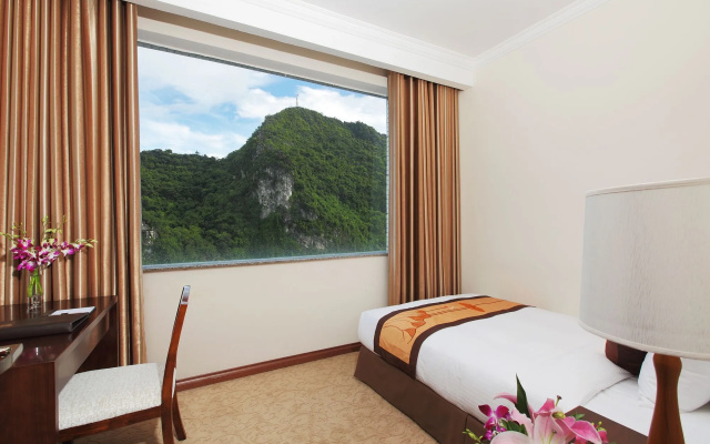 Ha Long DC Hotel