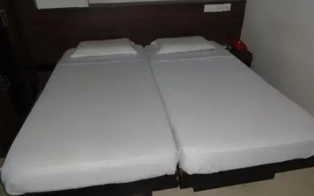 ZO Rooms Station Cuttack Road