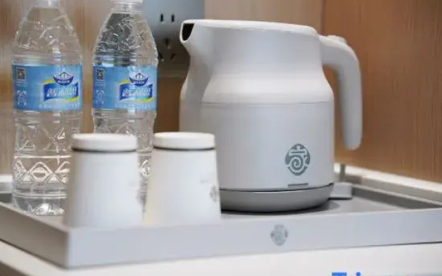 Shanghaoren·Quality Selection Hotel (Jinan Quancheng Square Qilu Hospital Branch)