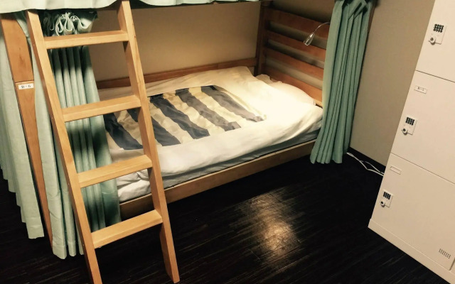 Yokohama Central Hostel