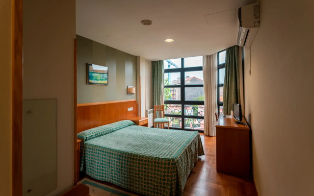 Hotel Astures