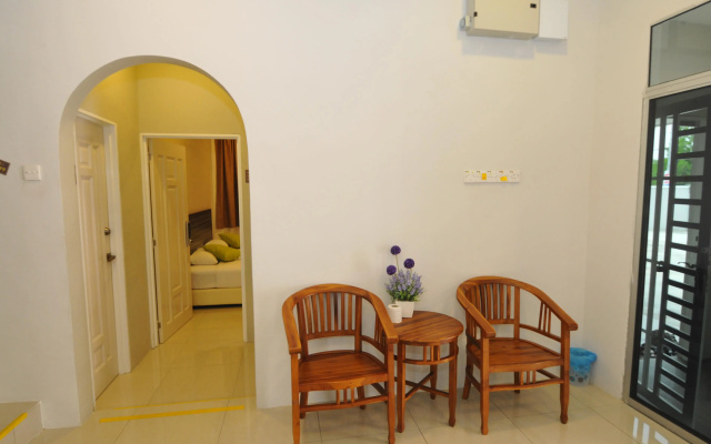 Mayton Residence