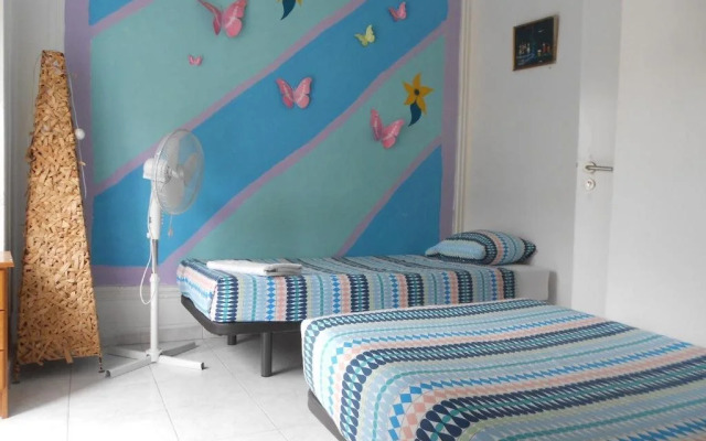 Crescent Rooms