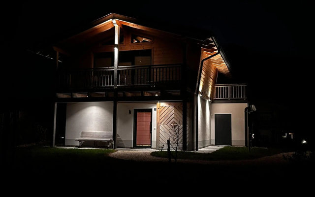 Chalet Alpenzauber mit Beheiztem Pool, Inzell