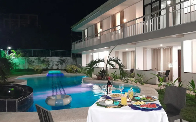 Francisco Resort