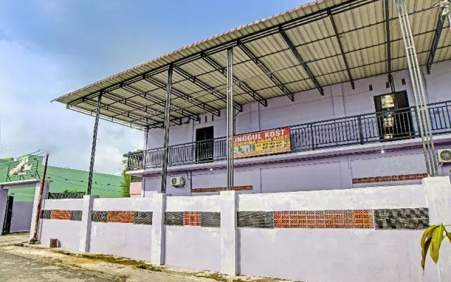 Spot On 91509 Unggul Kost