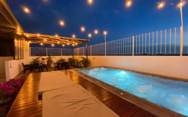 CasaBlanca ApartaEstudios