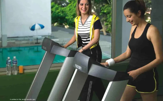 Zip by Spree Hotel at Woodrose Club