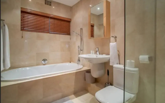 2 Bedroom Lido Apartment Sea Point