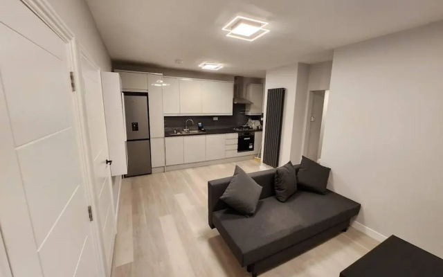 Beautiful 2-bed Apartment in London - Sleeps 6!