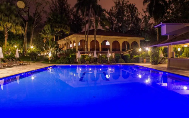 Hotel Resort & Golfe Clube dos 500