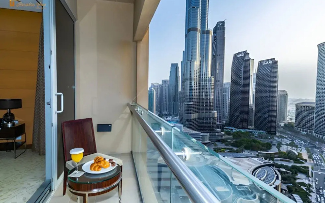 Large Modern 1-Bedroom Apartment in Bay Square 9