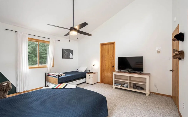 Chateau Relaxo by Taylor Made Deep Creek