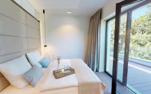 White Pearl Apartment 4.10