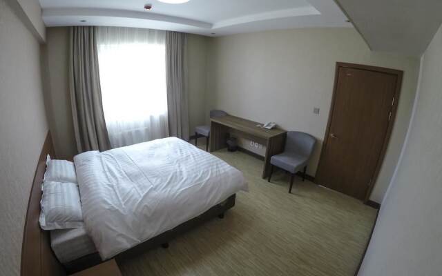 Mount Bogd Apartment in Ulaanbaatar, Mongolia from 70$, photos, reviews - zenhotels.com guestroom