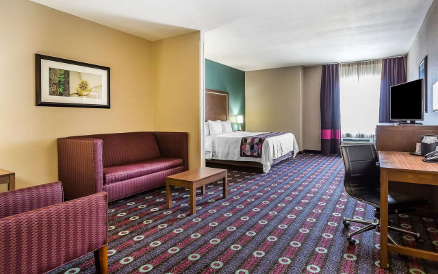 Comfort Inn & Suites - Newcastle