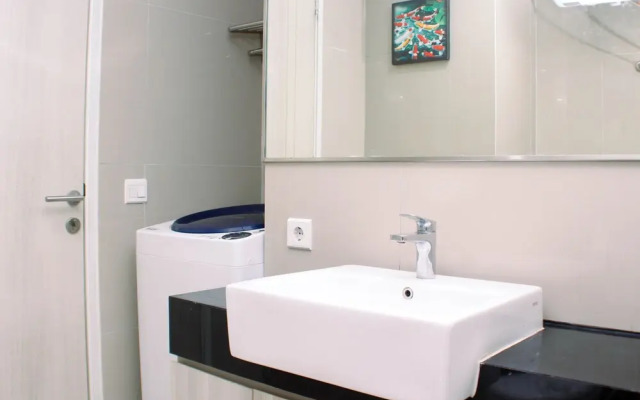 Stunning And Spacious Studio Azalea Suites Apartment