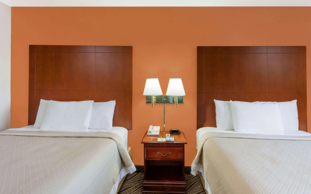 Days Inn by Wyndham Dyersburg