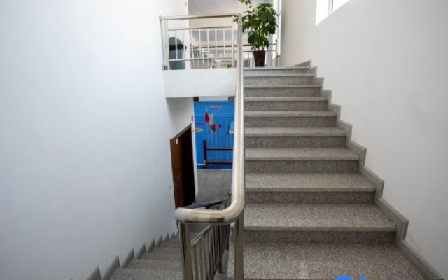 Yide Express Hotel