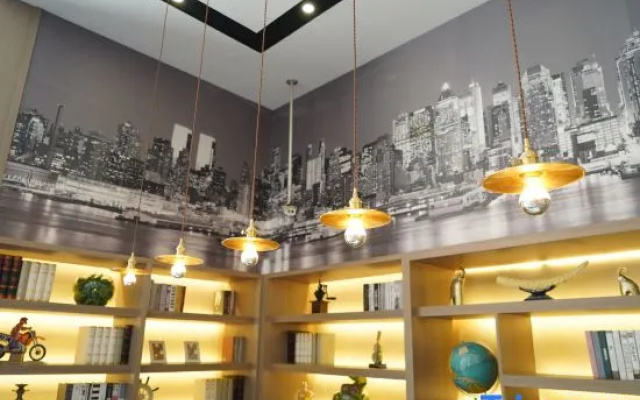 Ji Hotel Shanghai Huaihai Road