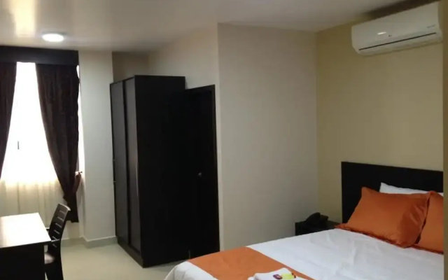 Amaron Hotel