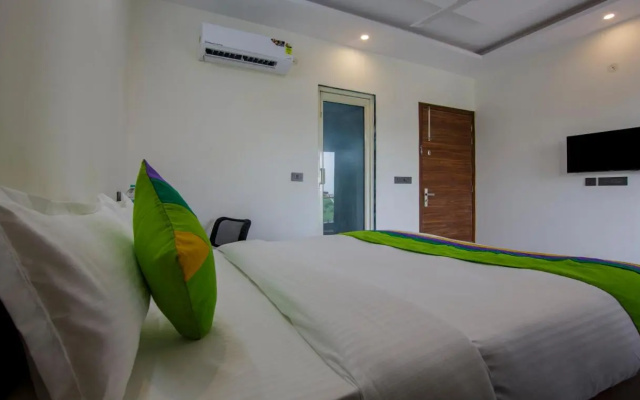 Treebo Grand Vista - 63A