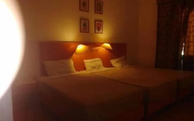 Royal Beach Resort