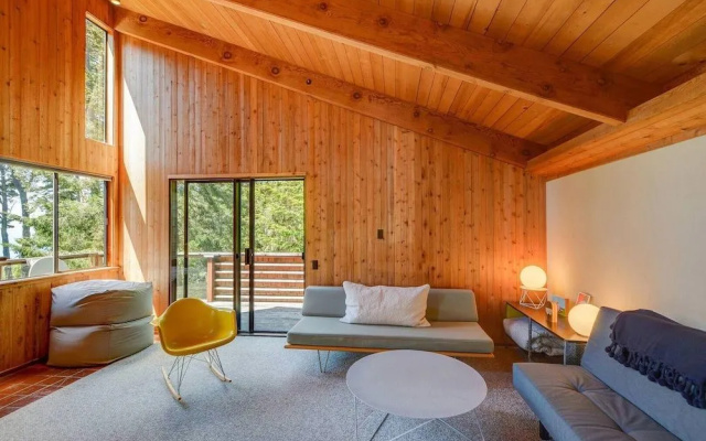 Sweet Sea Ranch