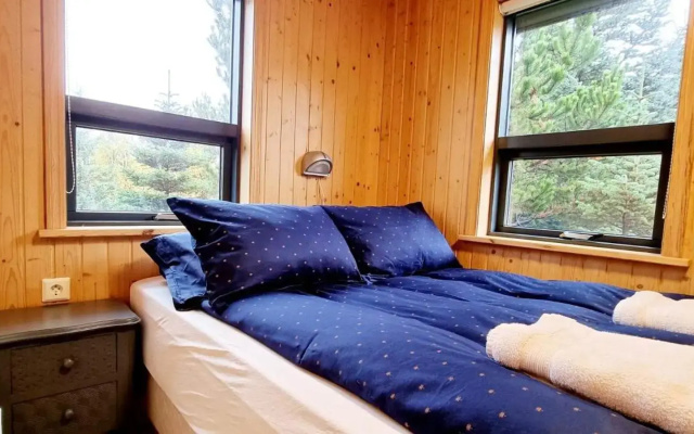 Dixon Cabin nr. 7 / Dixon sumarhús nr. 7 @Kirkjubraut