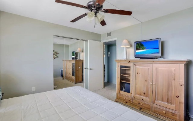 South Seas Tower 2-701